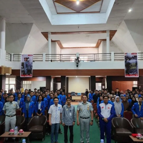 Seminar safety riding honda di kampus Fakultas Teknik Untad Palu tema “Bangga menjadi generasi #Cari_Aman